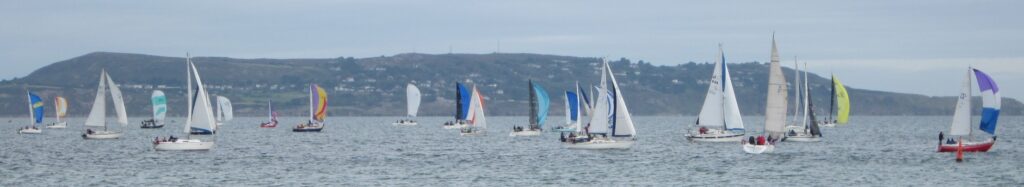 Kish race boats after start